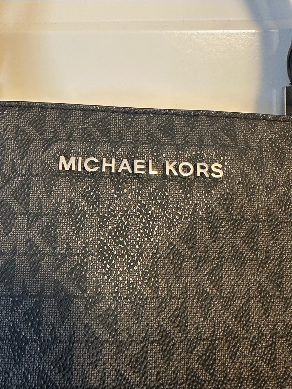 Michael Kors Kimberly Large East West Satchel - Picture 5 of 6